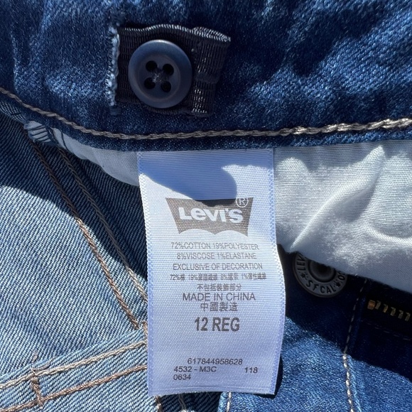 Levi's Denim Girls' Shorty Shorts Double Frayed Edges - Picture 16 of 16